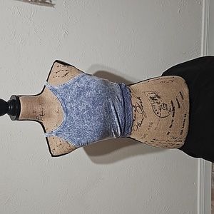 Calsie women's leisure/workout top size small